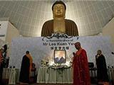 Hơn 3,000 Phật Tử Singapore Đến Tiễn Đưa Cố Thủ Tướng Lý Quang Diệu