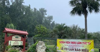 Vu Lan Ấm Áp Bên Thiền Viện Trúc Lâm Tuệ Từ Florida 