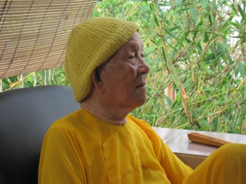 Đại Lão Hòa Thượng Thích Trí Tịnh Dạy Về Nhất Tâm, Tinh Tấn Và Chuyển Hóa Vọng Niệm